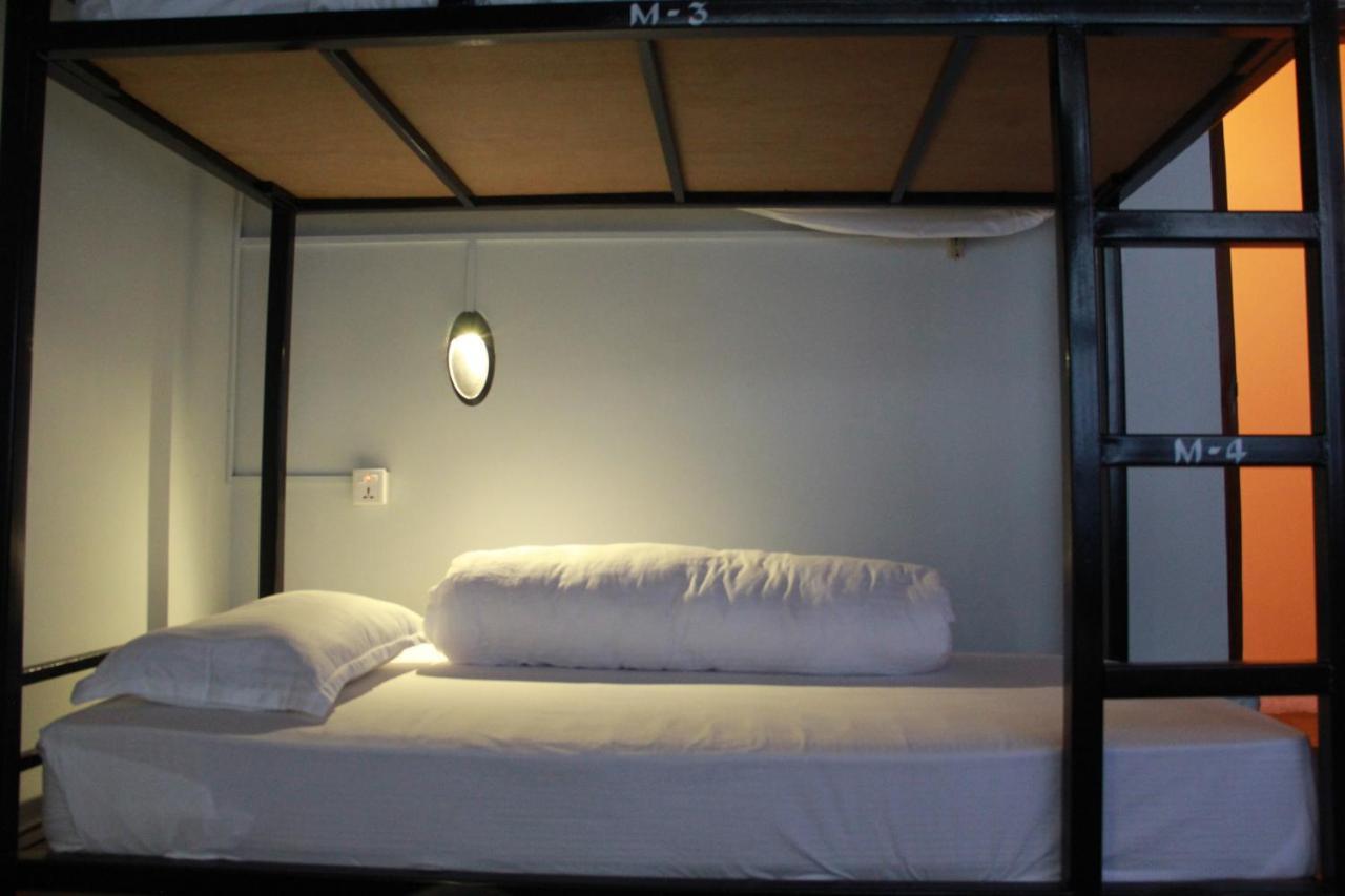 Gaurishankar Backpackers Hostel Покхара Экстерьер фото