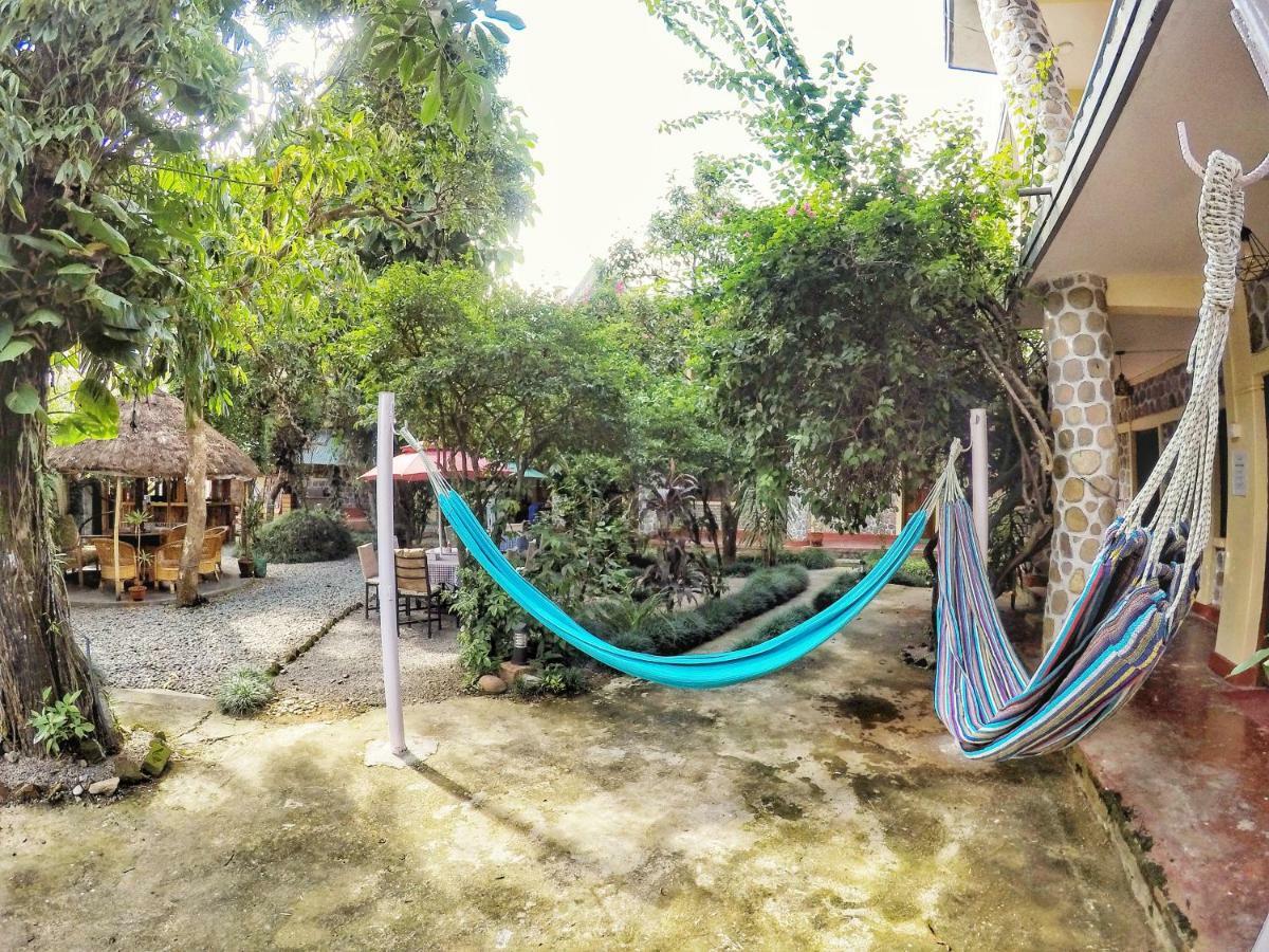 Gaurishankar Backpackers Hostel Покхара Экстерьер фото