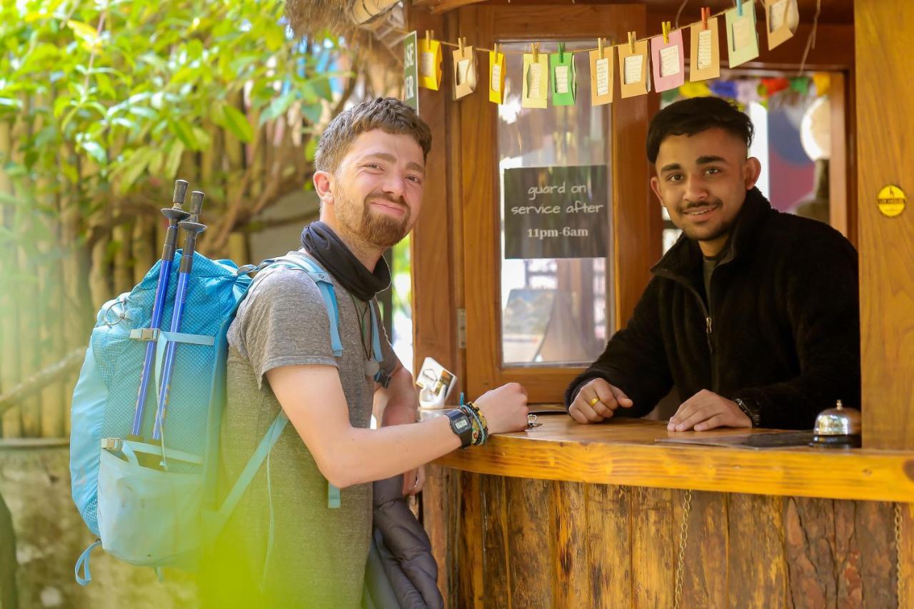Gaurishankar Backpackers Hostel Покхара Экстерьер фото