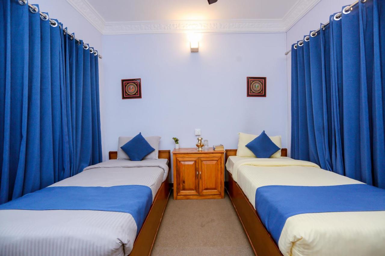 Gaurishankar Backpackers Hostel Покхара Экстерьер фото