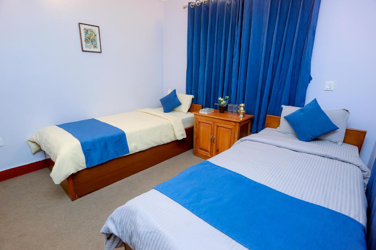 Gaurishankar Backpackers Hostel Покхара Экстерьер фото