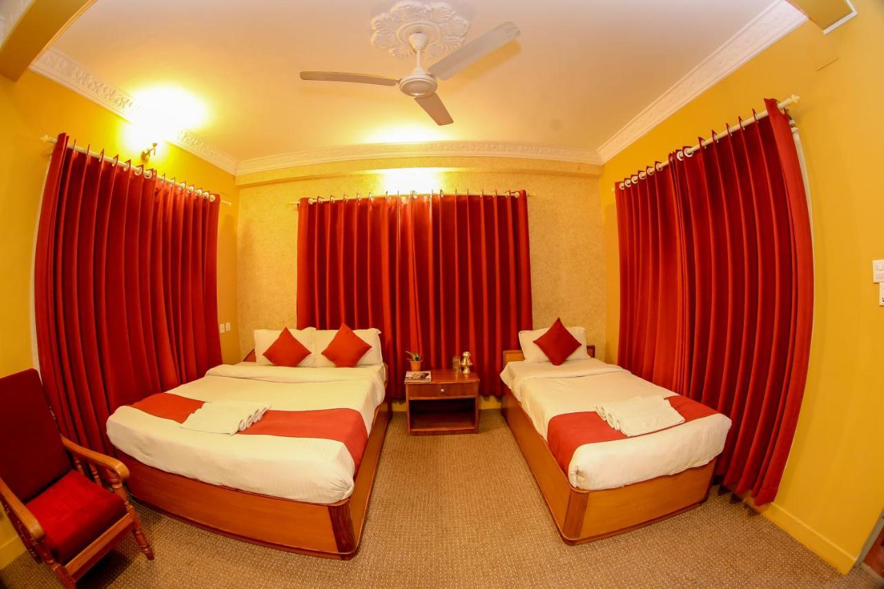 Gaurishankar Backpackers Hostel Покхара Экстерьер фото