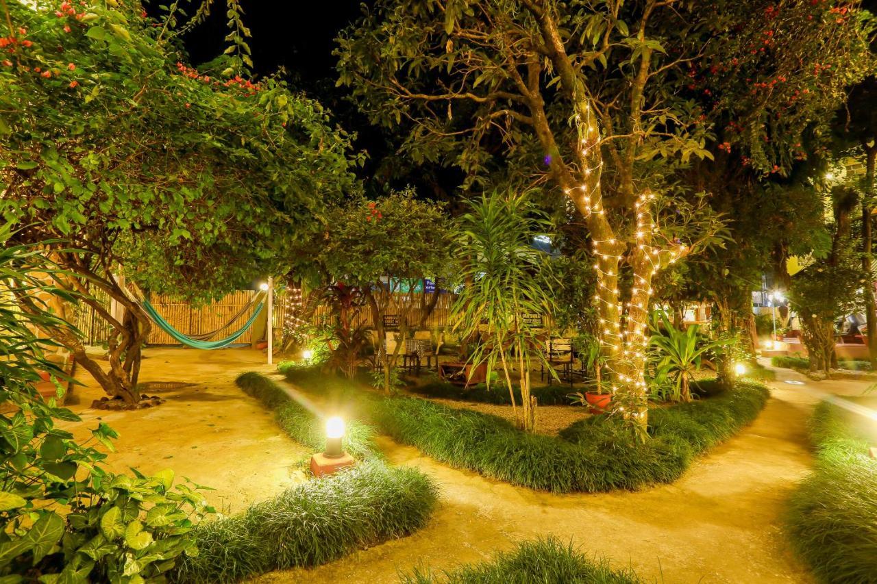 Gaurishankar Backpackers Hostel Покхара Экстерьер фото